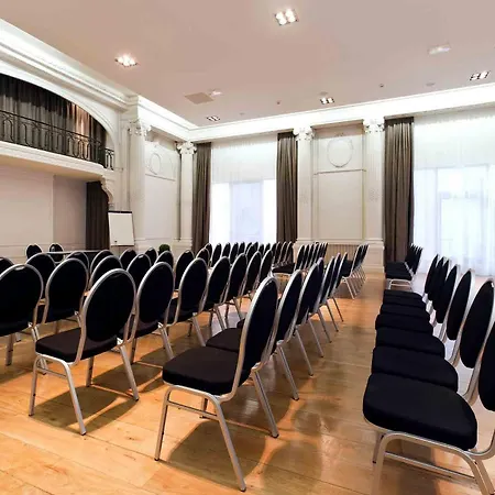 Mercure Lille Grand Hotel 4*
