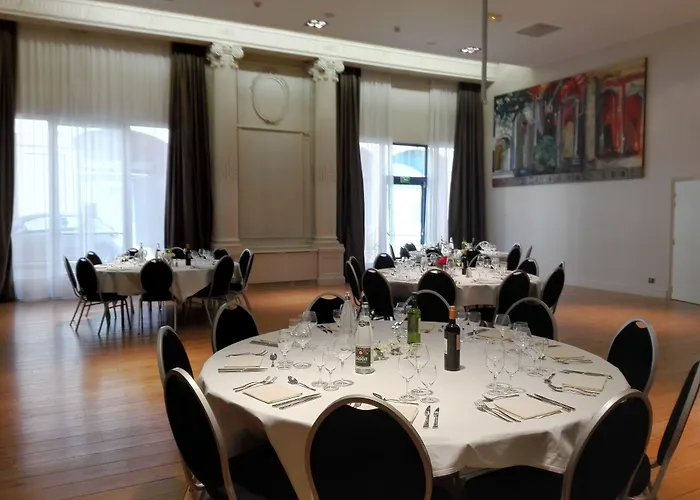 Отель Mercure Lille Grand Рубе